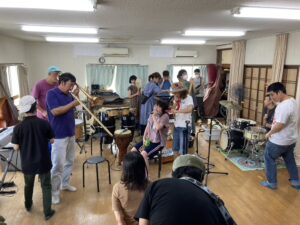 和田岬で行われている音遊びの会